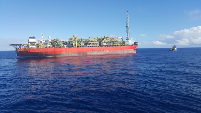 Indonesia_Station_keeping_and_towage_FPSO_Cidade_de_Sao_Mateus.jpg